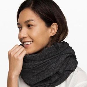 Lululemon vinyasa scarf